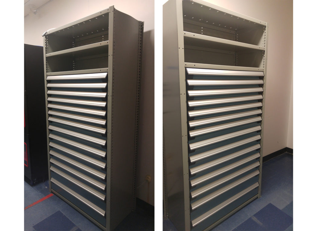 Armoire grise banque de tiroirs