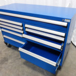 coffre à outils bleu